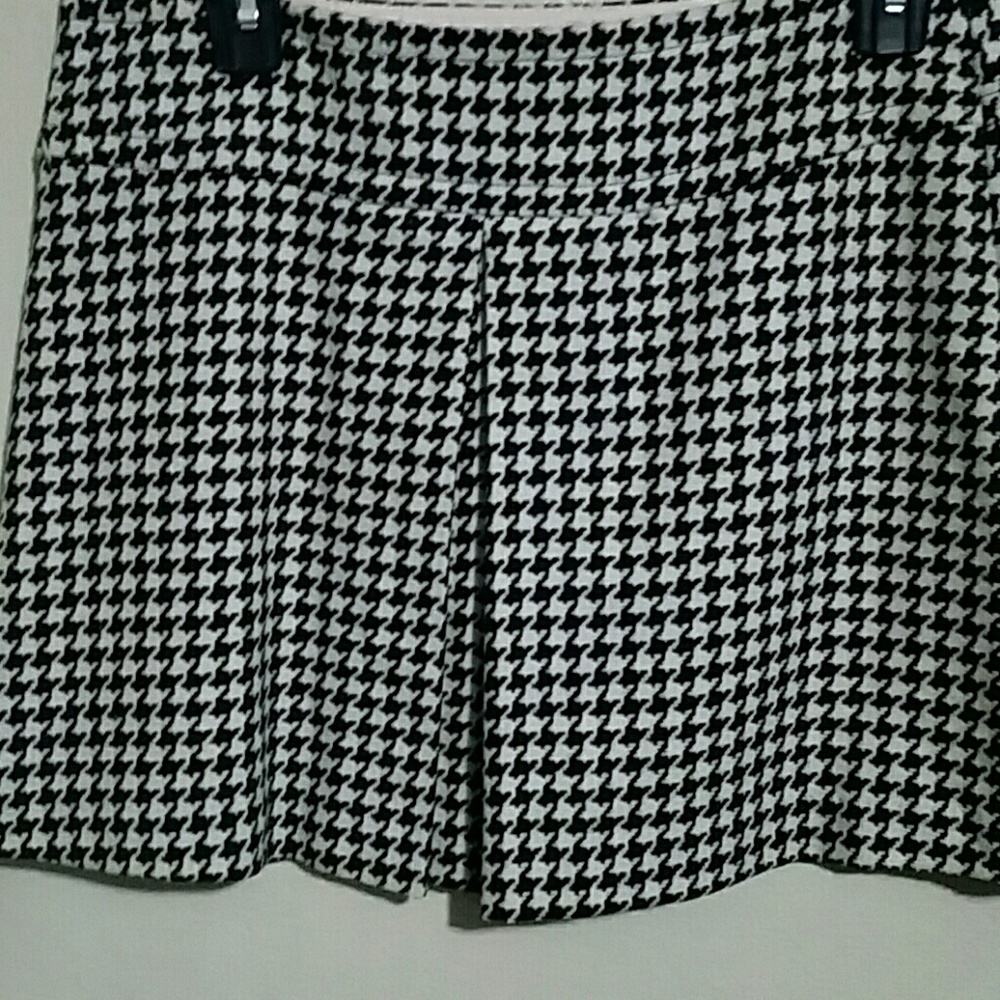 Tina Turk Houndstooth Mini Skirt Wool